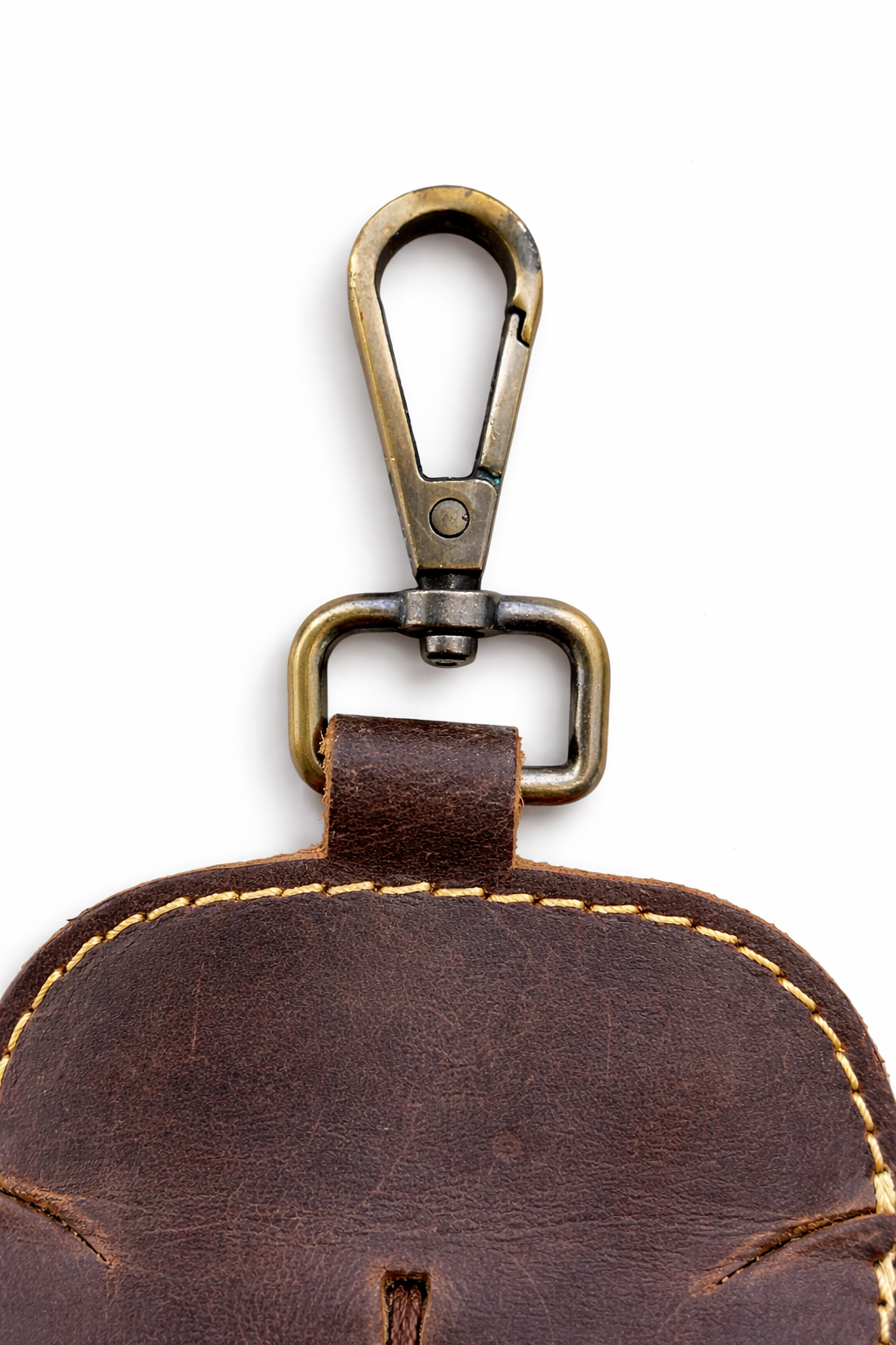Handcrafted Genuine Leather AirPods Pro Case – Vintage Brown Keychain Cover