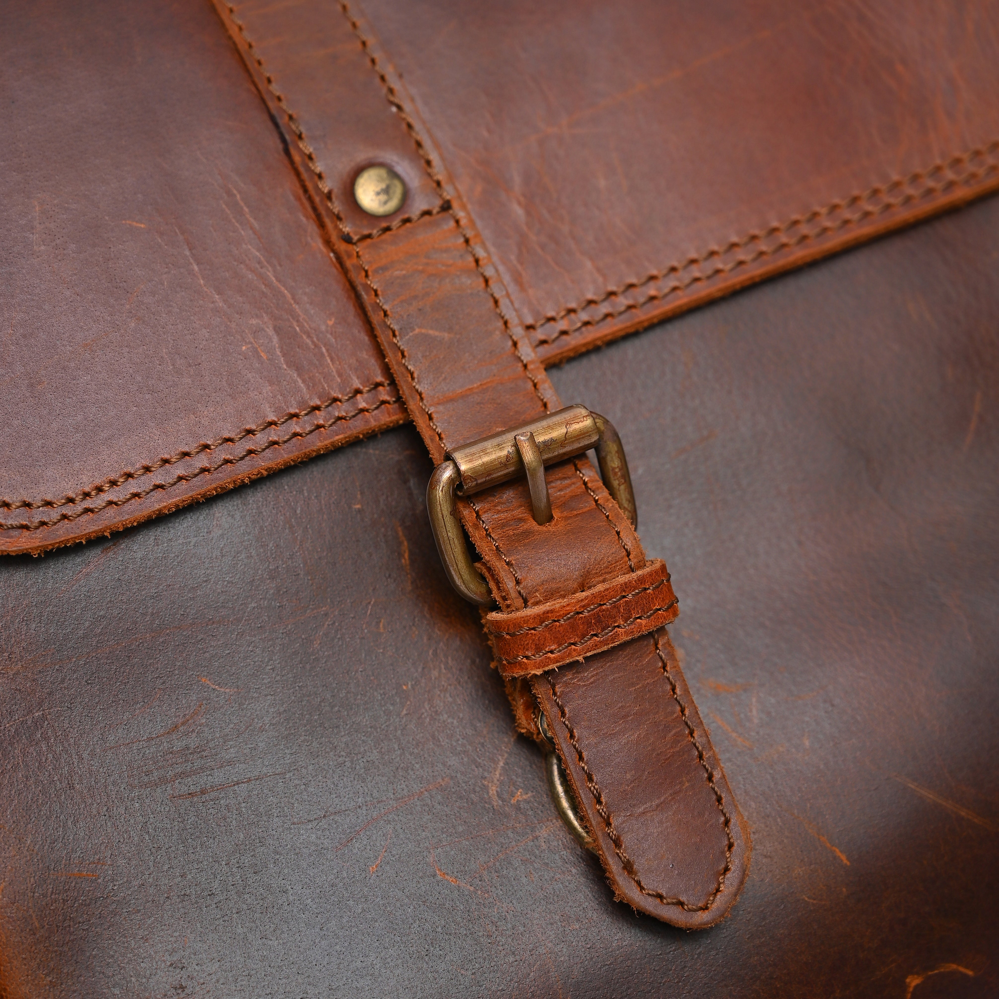 Handcrafted Vintage Leather Messenger Bag – Full Grain Leather Laptop Briefcase