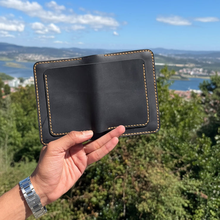 Douro Leather Heritage Passport Holder Id wallet– Hand-Stitched Crazy Horse Leather