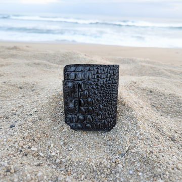 Handcrafted Crocodile Embossed Genuine Leather Bifold Wallet – Black Minimalist Card Wallet
