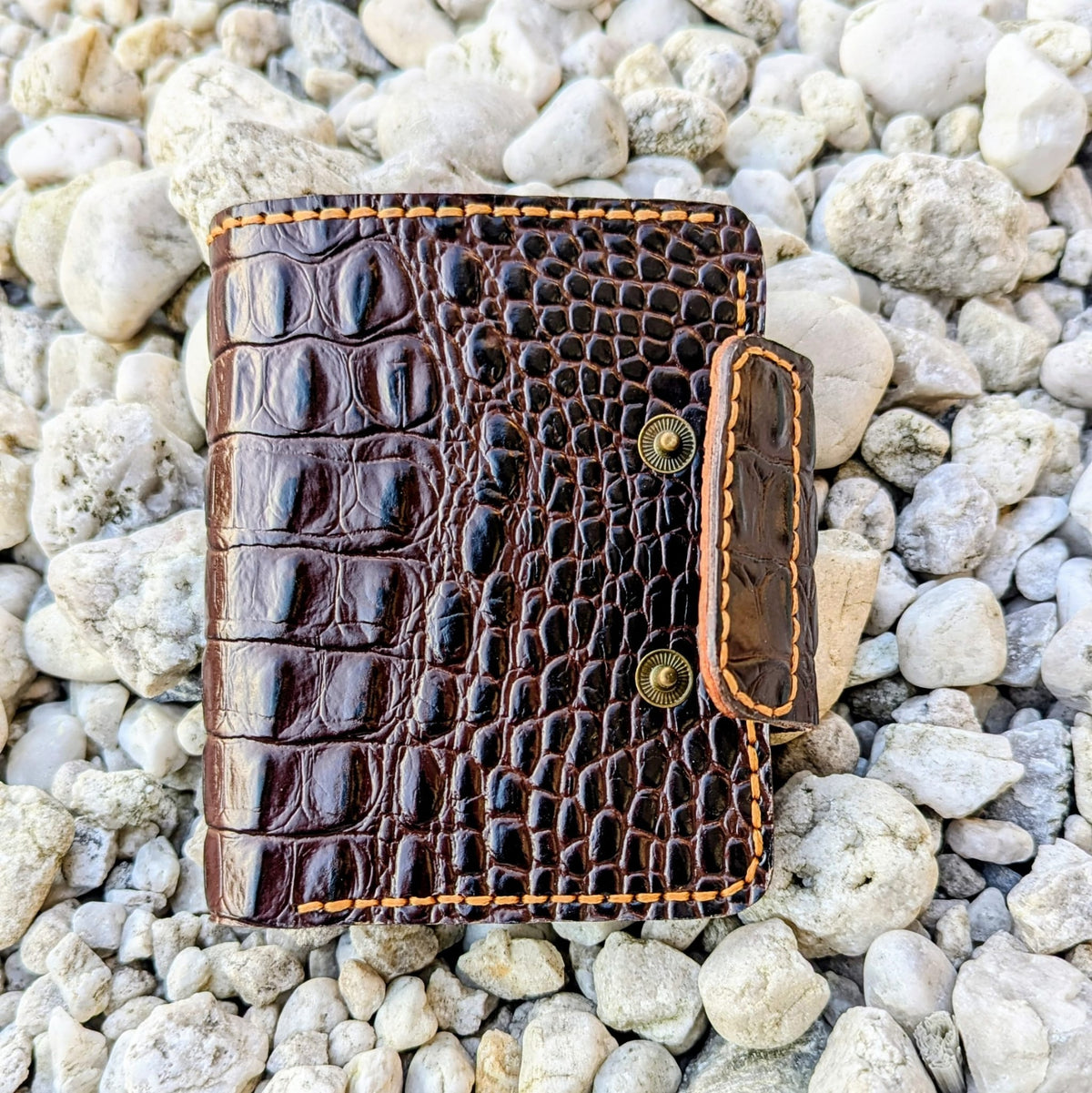 Douro Leather Alligatorer Style Button Closure Bifold Leather Wallet.