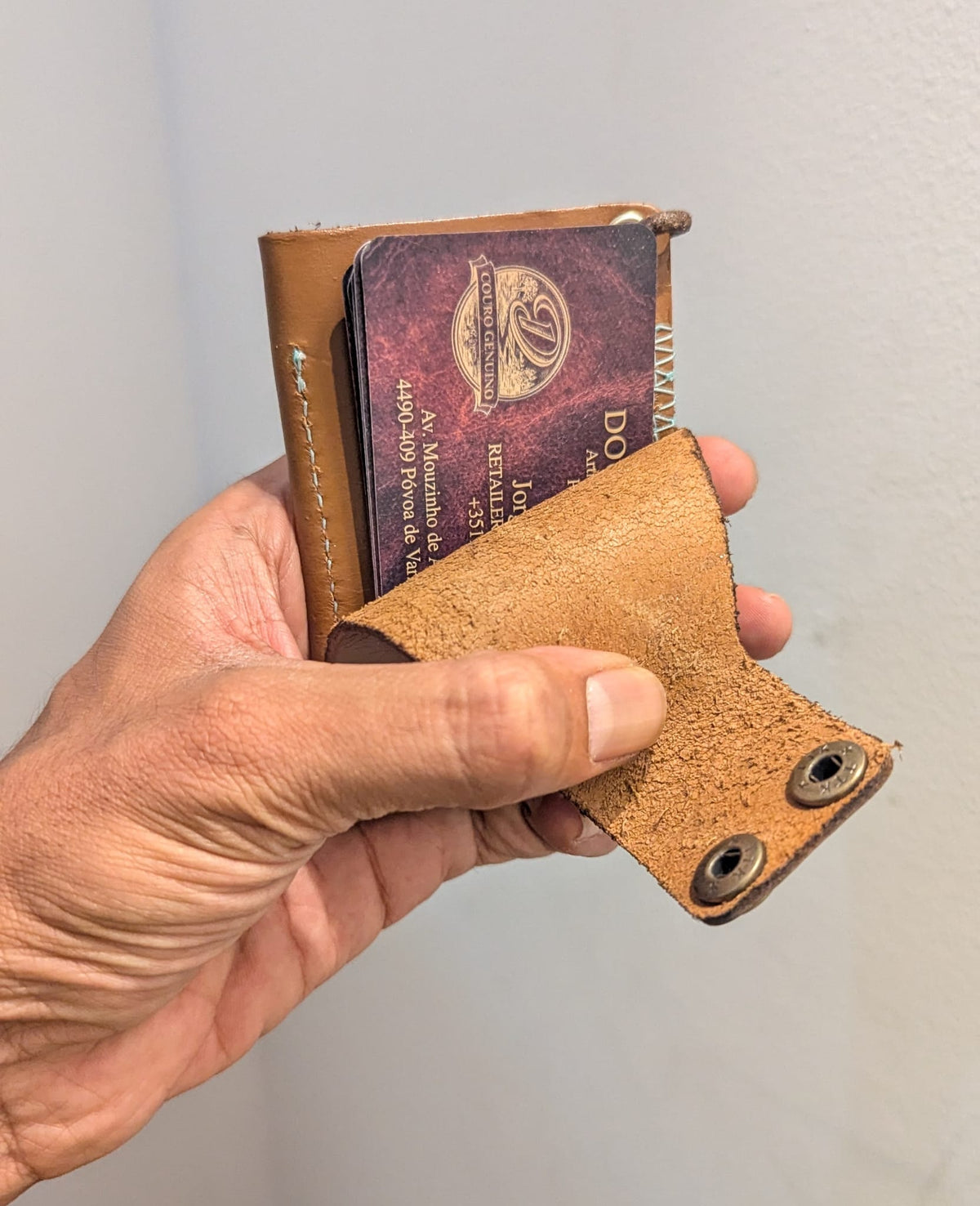 Handmade Tan Leather Wallet & Card Holder with Pull Tab | DOURO