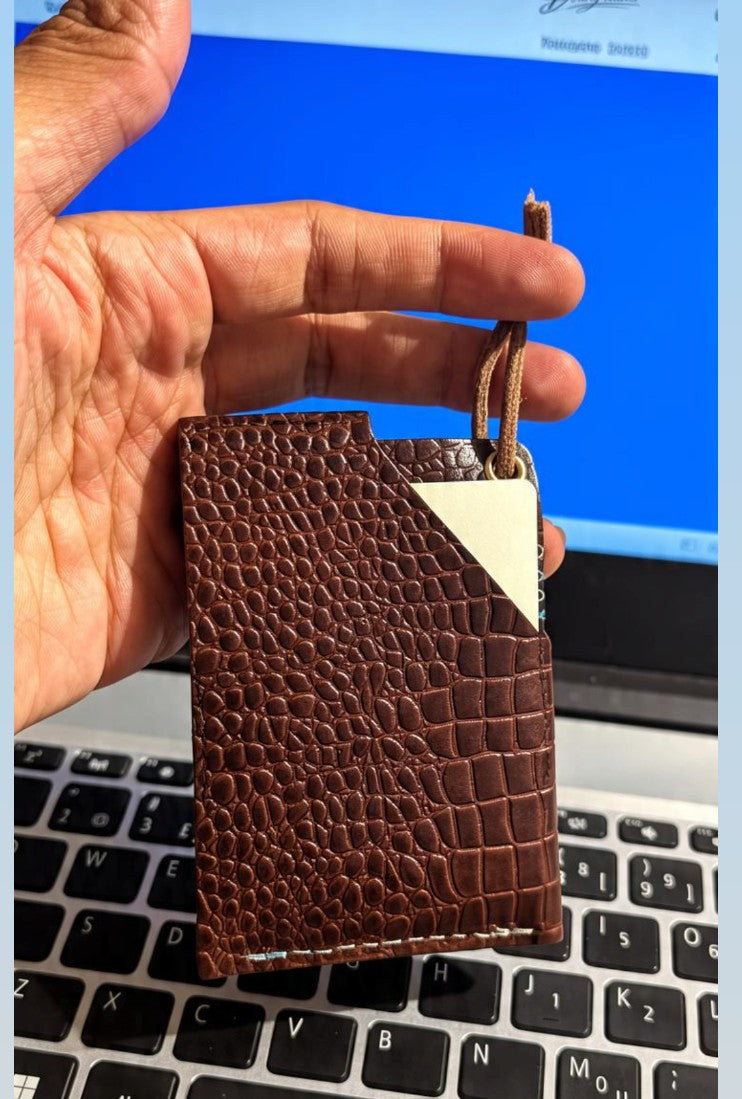 Douro Leather Croco Embossed Pull tab Minimalist Pocket Size Wallet.