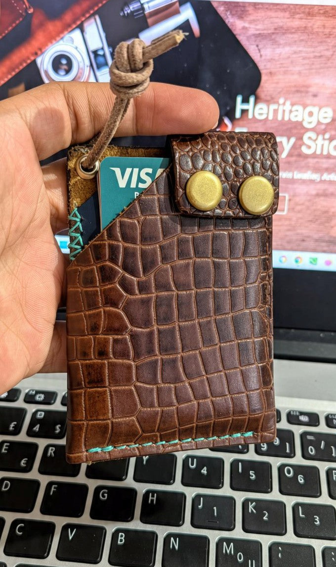 Douro Leather Croco Embossed Pull tab Minimalist Pocket Size Wallet.