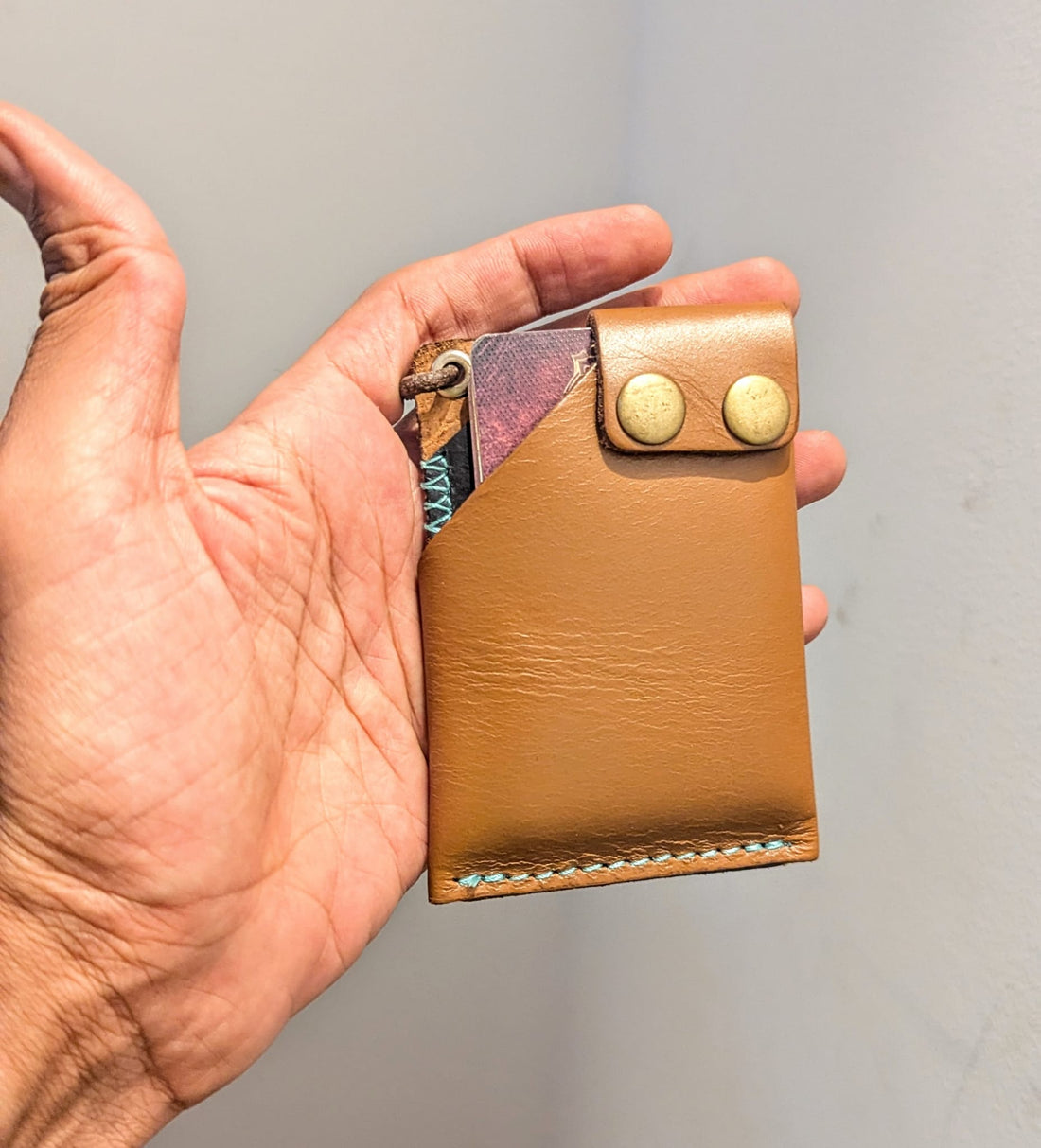 Handmade Tan Leather Wallet & Card Holder with Pull Tab | DOURO