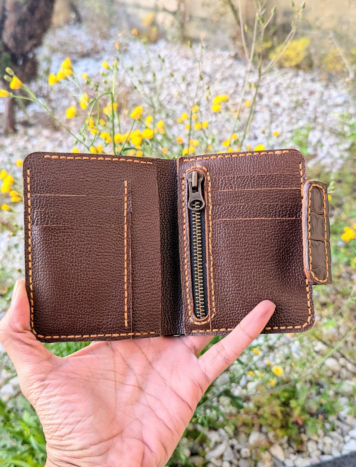 Douro Leather Alligatorer Style Button Closure Bifold Leather Wallet.